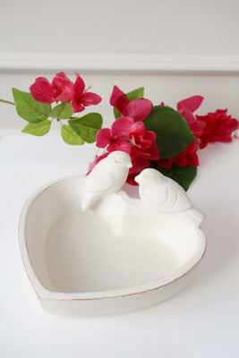 Vintage style cement bird feeder bowl detail